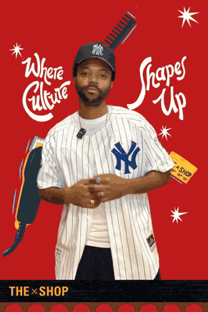 Sample GIF 4 from the URBNevents ring light photo booth at The Shop, Fanatics Fest NYC
